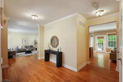 84 Bedford Dr, Montgomery Township, NJ 08558 - Photo 6