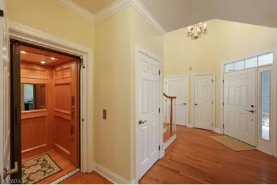 84 Bedford Dr, Montgomery Township, NJ 08558 - Photo 4
