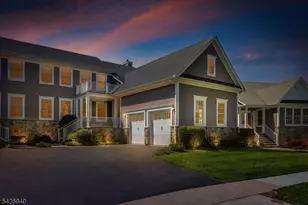84 Bedford Dr, Montgomery Township, NJ 08558 - Photo 1
