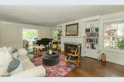 21 Fernwood Pl, Mountain Lakes, NJ 07046 - Photo 10