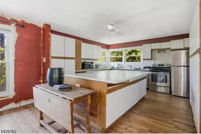 104 Redmont Rd, Watchung, NJ 07069 - Photo 8