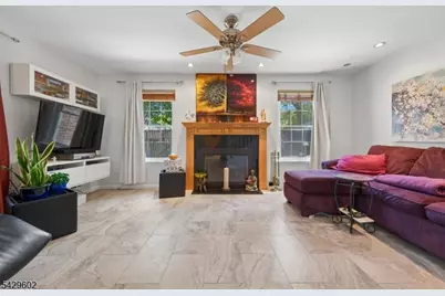 212 Westchester Ct #8, Union Township, NJ 07083 - Photo 6