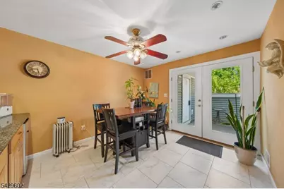 212 Westchester Ct #8, Union Township, NJ 07083 - Photo 8