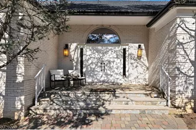 17 Elmwood Dr, Warren Township, NJ 07059 - Photo 4