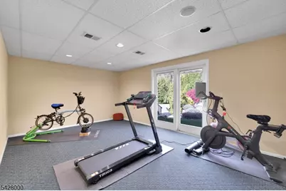 17 Elmwood Dr, Warren Township, NJ 07059 - Photo 26