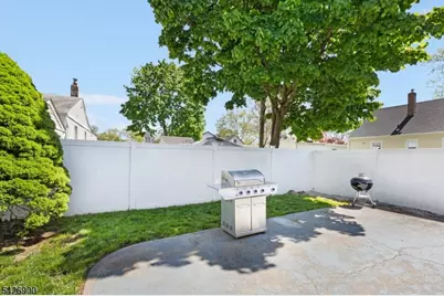 338 Willow Ave, Scotch Plains Township, NJ 07076 - Photo 16