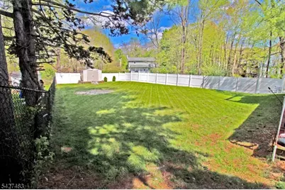 407 Durban Ave, Hopatcong, NJ 07843 - Photo 14