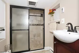 115 Lexington Ave, Bloomfield, NJ 07003 - Photo 12