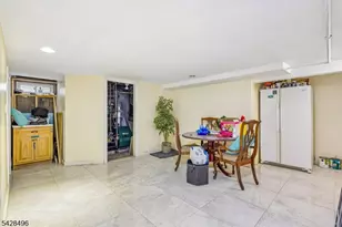 335 19th Ave, Paterson, NJ 07504 - Photo 18
