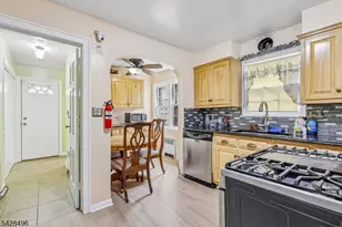 335 19th Ave, Paterson, NJ 07504 - Photo 8