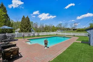 70 Pleasant Run Rd, Readington, NJ 08822 - Photo 26
