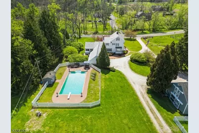 70 Pleasant Run Rd, Readington, NJ 08822 - Photo 2