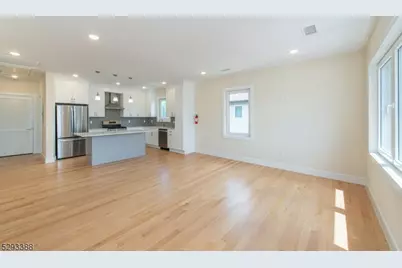 33 Van Dyke St, Wallington, NJ 07057 - Photo 6