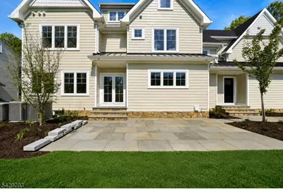 330 Wyoming Ave, Millburn, NJ 07041 - Photo 4