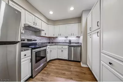 101 Jamestown Rd Ondo, Bernards Township, NJ 07920 - Photo 8