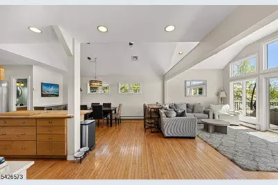 27 S Bertrand Rd, Mount Arlington, NJ 07856 - Photo 6