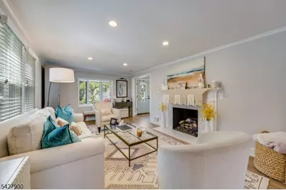 7 Meadow Rd, Chatham, NJ 07928 - Photo 8