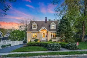7 Meadow Rd, Chatham, NJ 07928 - Photo 1
