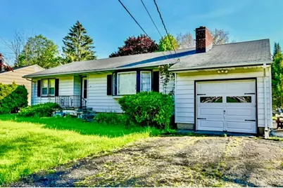 5 Gwyneth Rd, West Milford, NJ 07480 - Photo 12