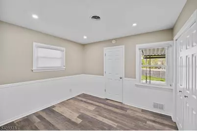 49 Louis Ave, Middlesex, NJ 08846 - Photo 10