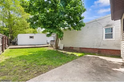 60 Bell Street, Orange, NJ 07050 - Photo 22