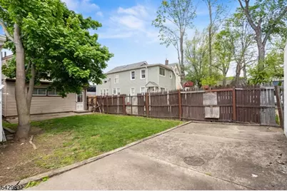 60 Bell Street, Orange, NJ 07050 - Photo 24