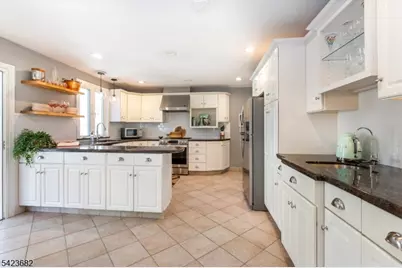 29 Bradford Ave, West Orange Township, NJ 07052 - Photo 16