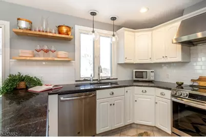 29 Bradford Ave, West Orange Township, NJ 07052 - Photo 18