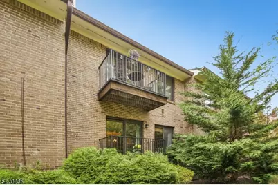 12 Louisburg Sq, Verona, NJ 07044 - Photo 44