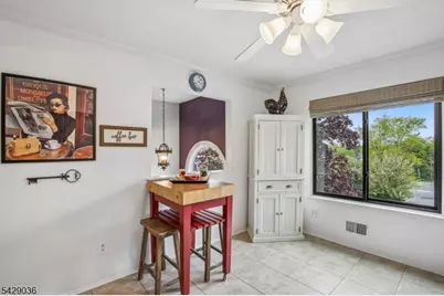12 Louisburg Sq, Verona, NJ 07044 - Photo 18