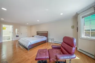 72 Gathering Hill Ct, Parsippany, NJ 07950 - Photo 26