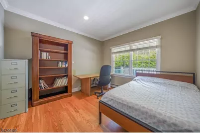 72 Gatheringhill Ct, Parsippany, NJ 07950 - Photo 20