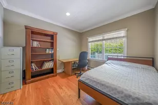 72 Gathering Hill Ct, Parsippany, NJ 07950 - Photo 20
