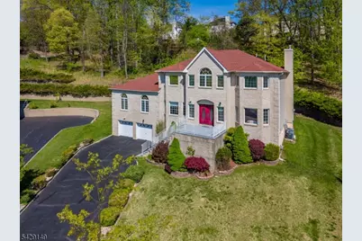 72 Gathering Hill Ct, Parsippany, NJ 07950 - Photo 1