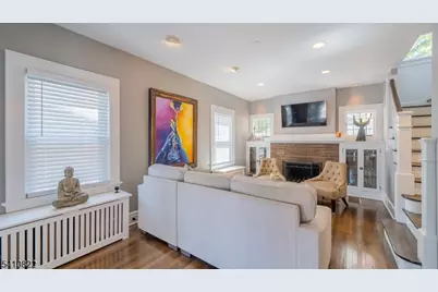 19 Pine Street, West Orange Township, NJ 07052 - Photo 8