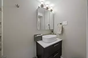 11 Homewood Way, Montclair, NJ 07042 - Photo 40