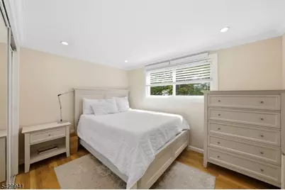 11 Homewood Way, Montclair, NJ 07042 - Photo 32