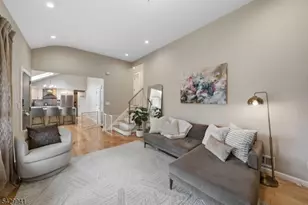 11 Homewood Way, Montclair, NJ 07042 - Photo 12