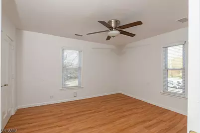114 E Main St, Little Falls Township, NJ 07424 - Photo 10