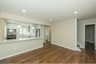 537 Dell Rd, Mount Arlington, NJ 07850 - Photo 8