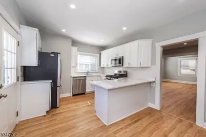 46 Dunnell Rd, Maplewood, NJ 07040 - Photo 8