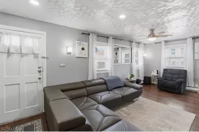 43 Bank St, Elizabeth, NJ 07201 - Photo 4