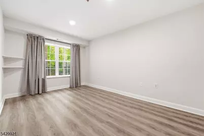 401 Dercole Ct #120, Norwood Boro, NJ 07648 - Photo 16