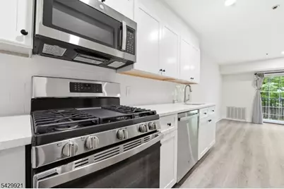 401 Dercole Ct #120, Norwood Boro, NJ 07648 - Photo 20