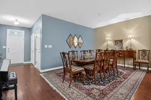 104 Albert Ct, Randolph Township, NJ 07869 - Photo 4