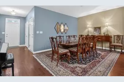 104 Albert Ct, Randolph Township, NJ 07869 - Photo 4