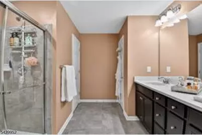 104 Albert Ct, Randolph Township, NJ 07869 - Photo 16