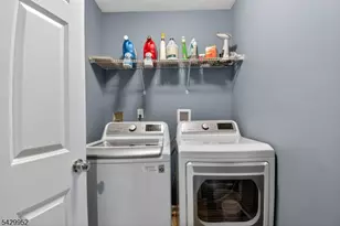 104 Albert Ct, Randolph Township, NJ 07869 - Photo 20
