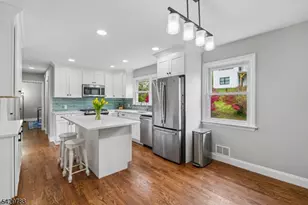 27 Dogwood Rd, Morris Plains, NJ 07950 - Photo 16