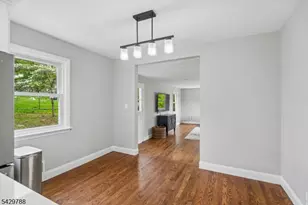 27 Dogwood Rd, Morris Plains, NJ 07950 - Photo 18